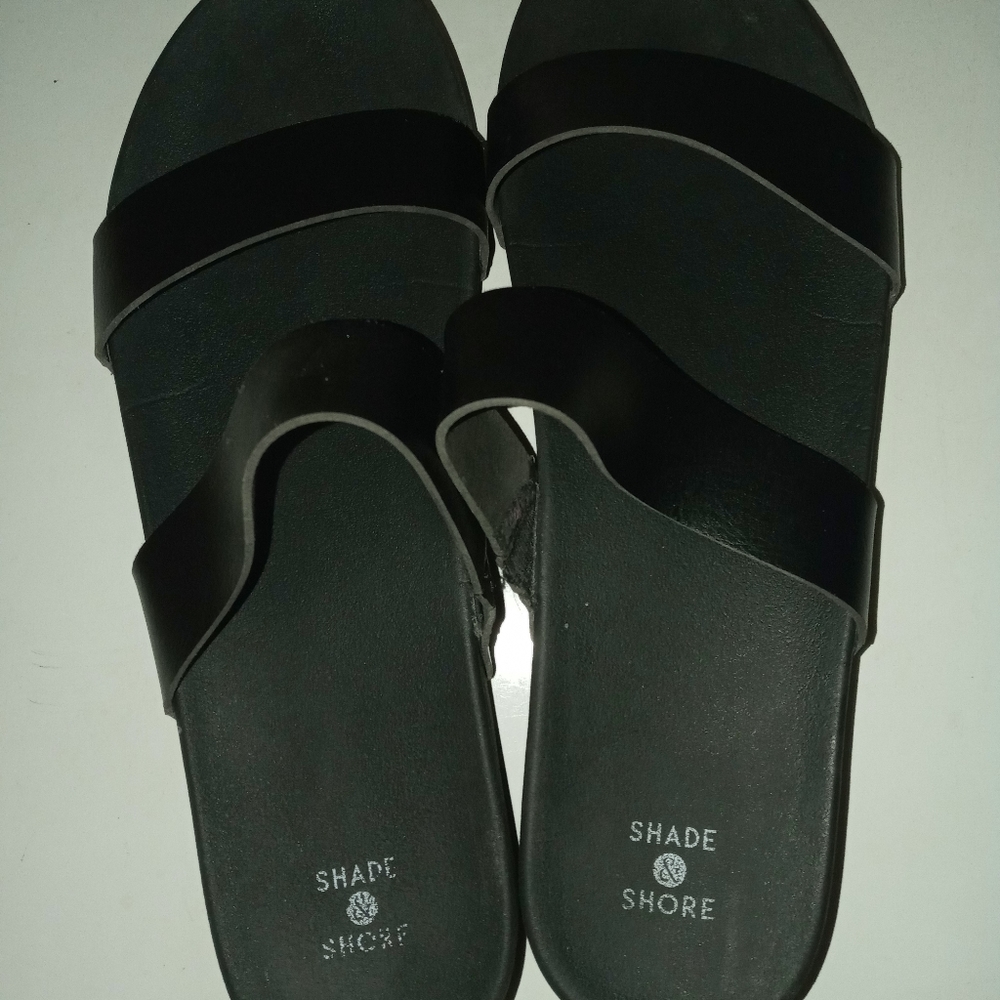 Black sandals